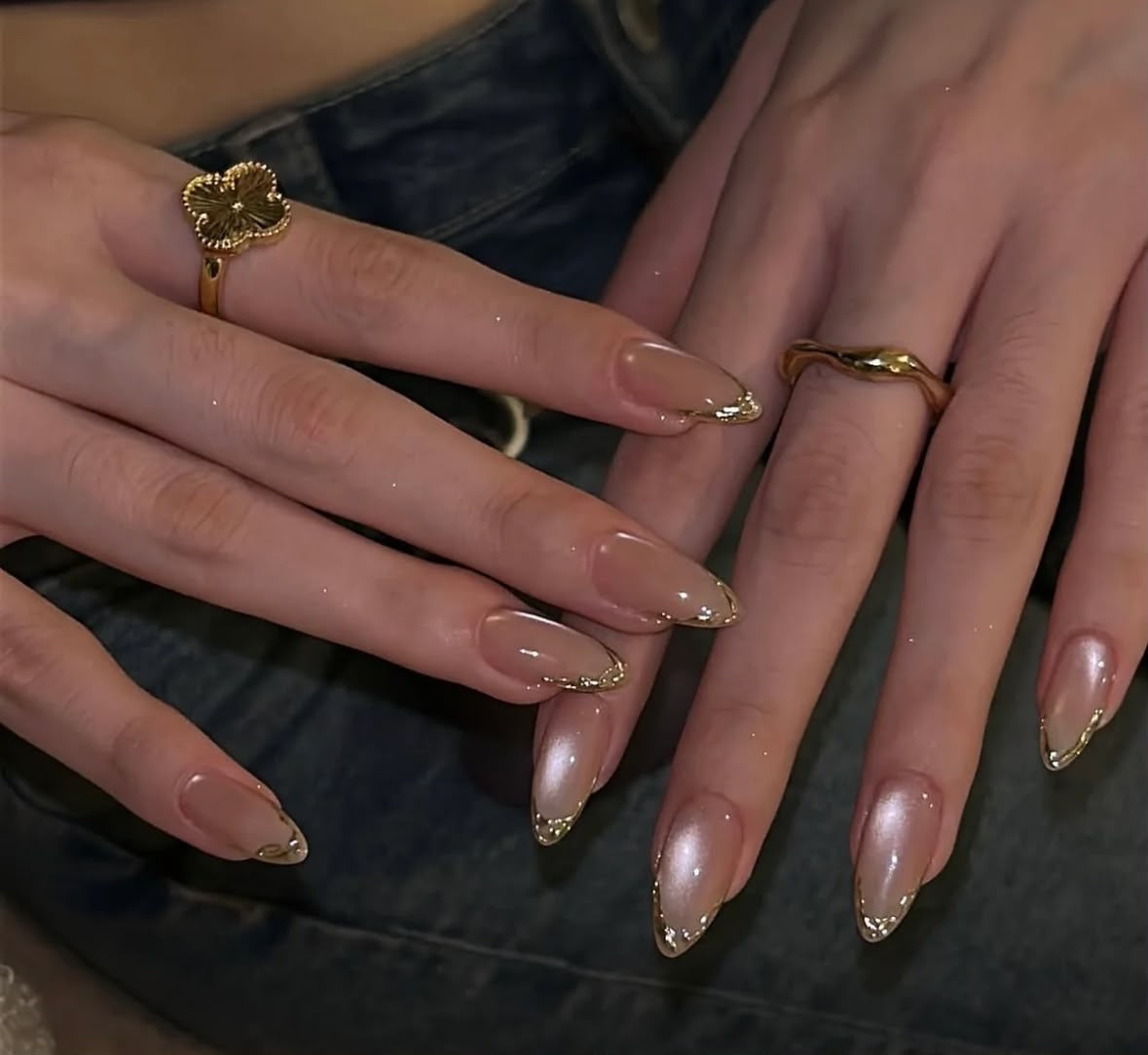 Elegant Nude Cat Eye Gold Abstract Nails